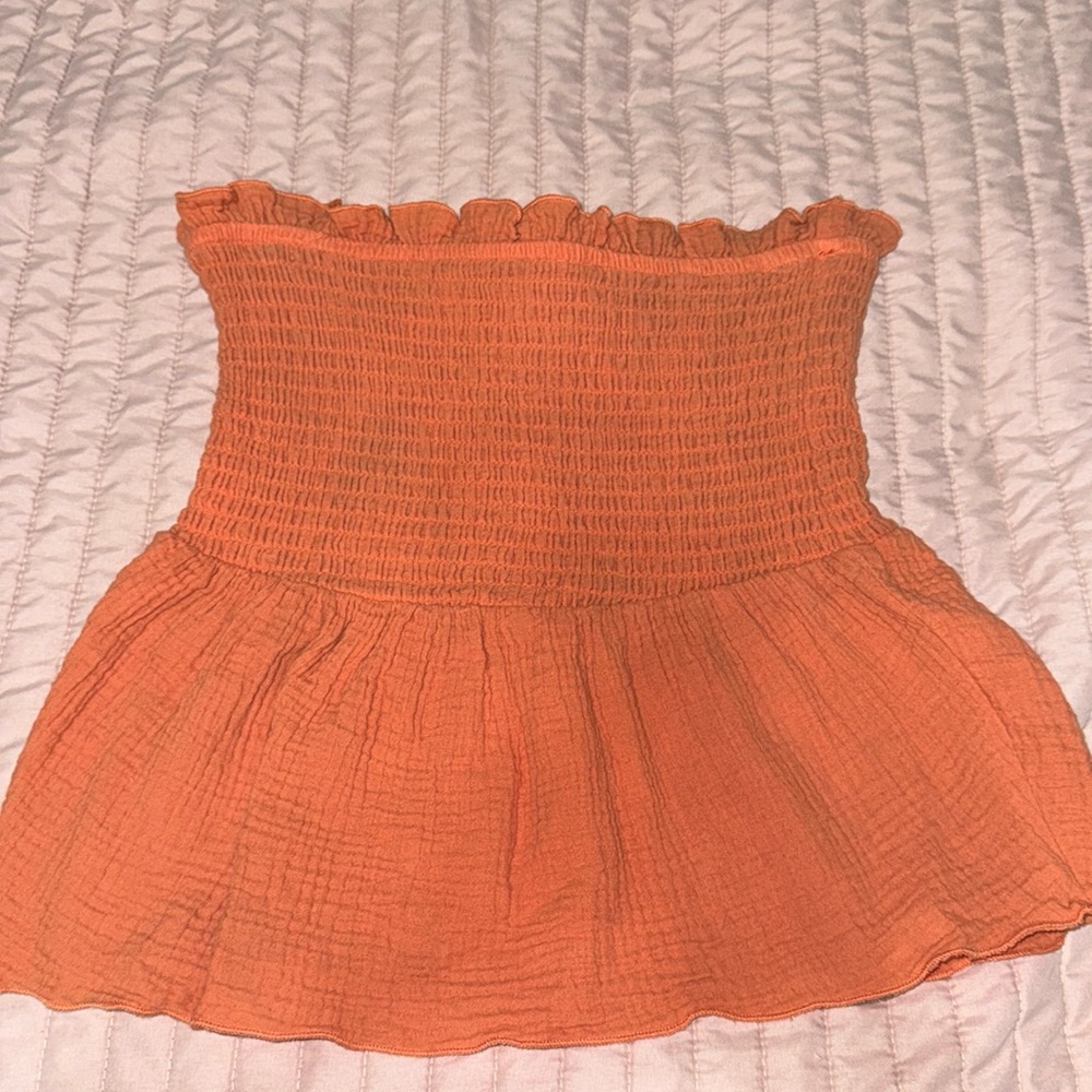 Strapless top